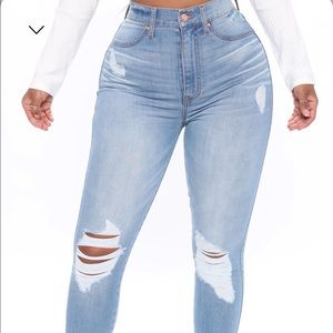Fashion nova high waisted ripped skinny jeans